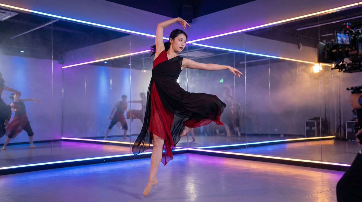 草莓视频舞蹈视频